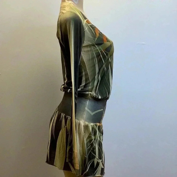 Green V-Neck Size Medium Long Shirt/Mini Sublimation Dress. Made In USA - Picture 3 of 4